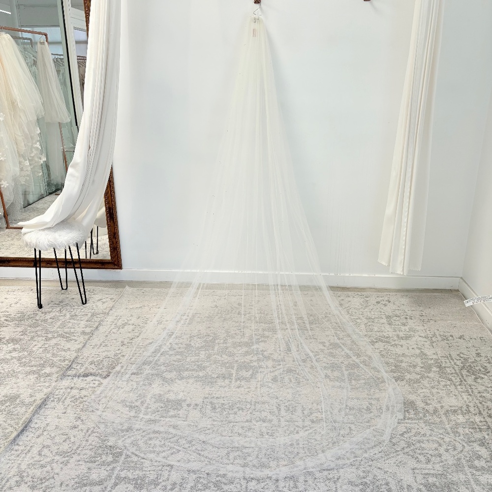 Cathedral Bridal Veil with Scattered Rhinestones